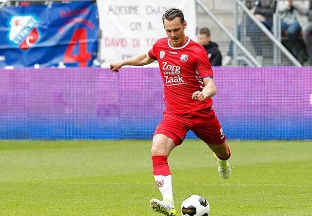 他善于在比 他善于在比